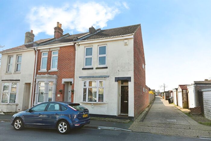 2 Bedroom End Terrace House For Sale In Coombe Road, Gosport, PO12