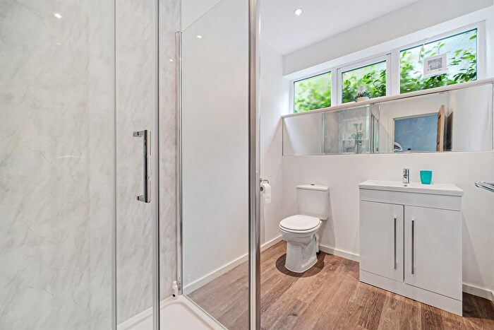 5 Bedroom Detached House For Sale In Taunton Road, Sale, M33