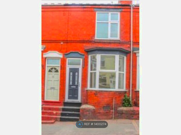 2 Bedroom Terraced House To Rent In Pedmore Road, Stourbridge, DY9