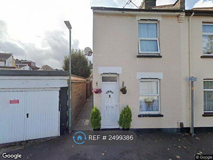 3 Bedroom End Of Terrace House To Rent In Glanville Road, Gillingham, ME7