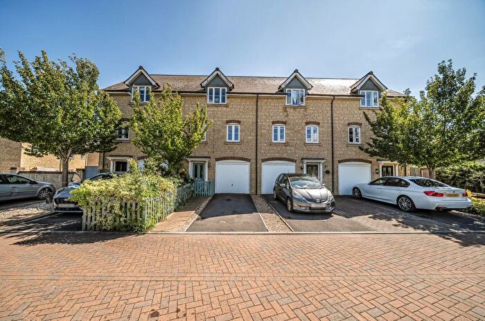 3 Bedroom Terraced House For Sale In Blueberry Road, Melksham, SN12