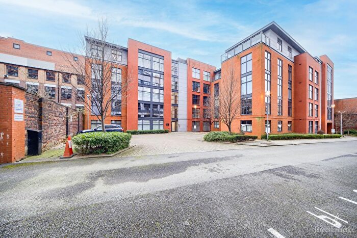 2 Bedroom Flat To Rent In Water Street Court, Water Street, St Pauls Square, Birmingham, B3