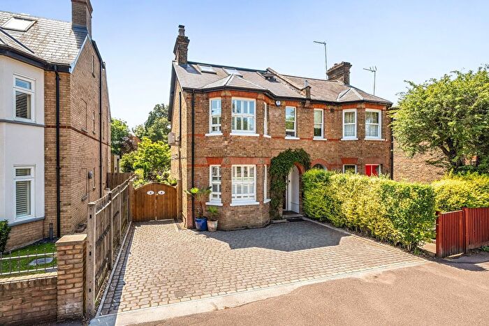 4 Bedroom Semi-Detached House For Sale In High Road, Bushey Heath, WD23