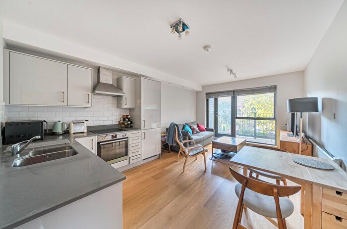 1 Bedroom Flat For Sale In Rothsay Street, London, SE1