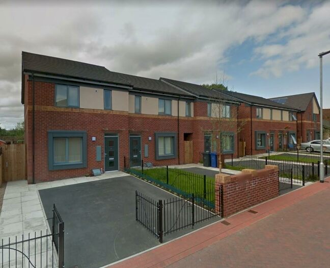 2 Bedroom Semi-Detached House To Rent In Catherines Walk, Barnsley, South Yorkshire, S71