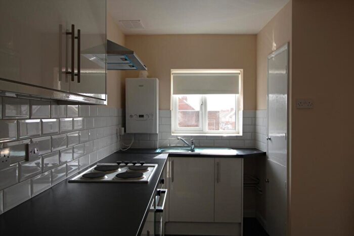 2 Bedroom Flat To Rent In Queensway, Bletchley, MK2