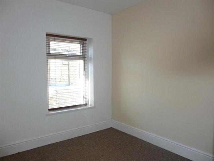 2 Bedroom Terraced House For Sale In Broadway, Lancaster, LA1