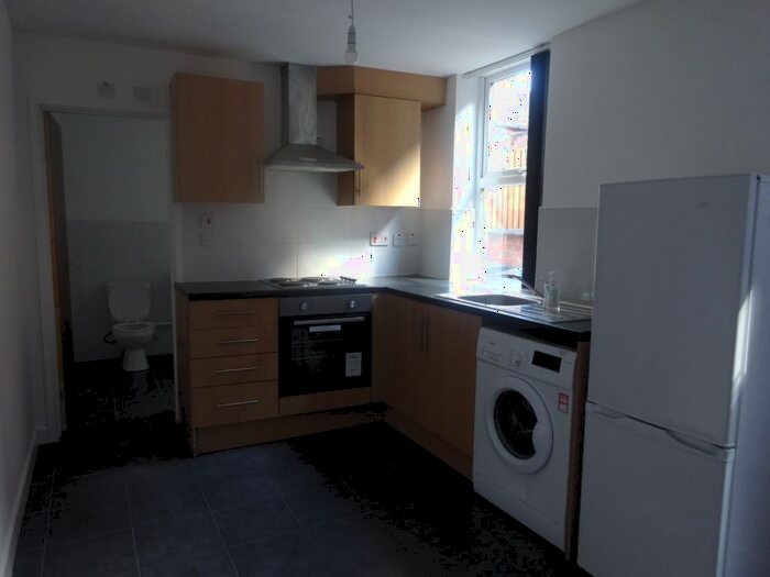 Studio To Rent In Melton Road, Leicester, LE4