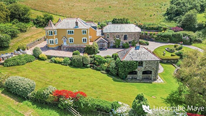 5 Bedroom Detached House For Sale In Weeke Hill, Dartmouth, TQ6