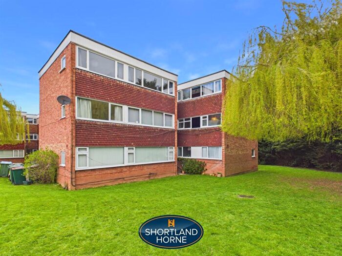 2 Bedroom Flat To Rent In Greendale Road, Whoberley, Coventry, CV5