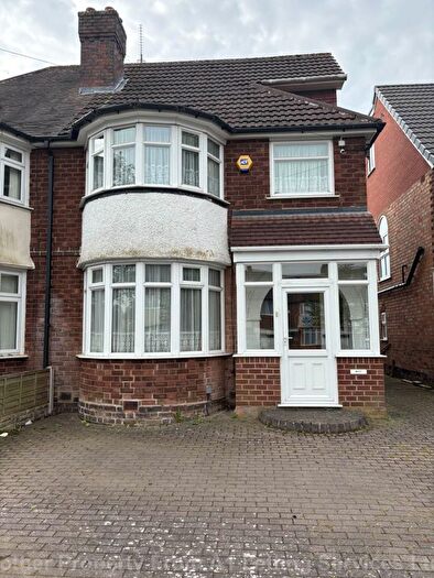 3 Bedroom Semi-Detached House To Rent In Rockingham Road Yardley, Birmingham, B25