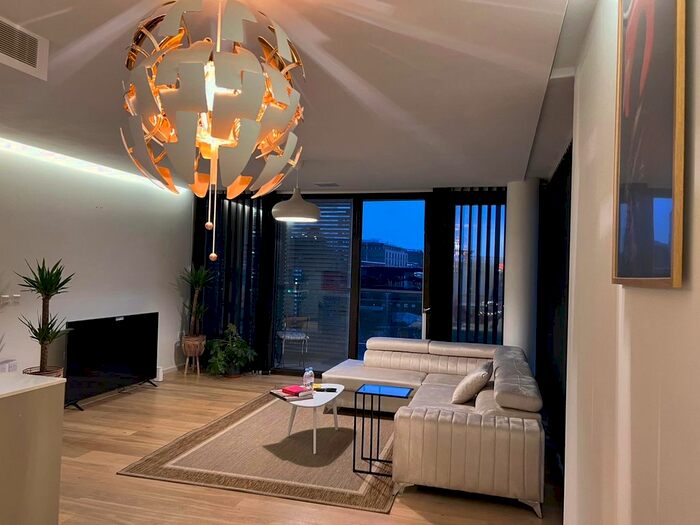 2 Bedroom Flat To Rent In York Way, London, N1C