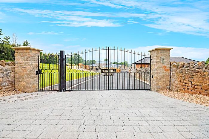 3 Bedroom Property To Rent In Fernhill, Bristol, BS32