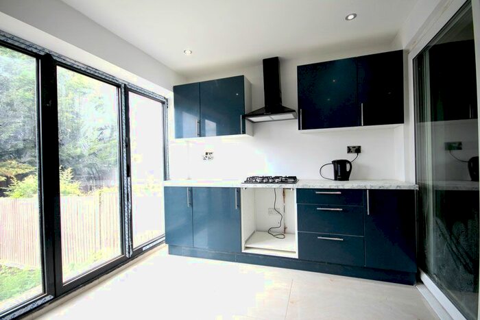 3 Bedroom Semi-Detached House To Rent In Whitton Avenue East, Greenford, UB6