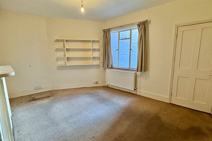 3 Bedroom Terraced House For Sale In Deanery Place, Church Street, Godalming, GU7