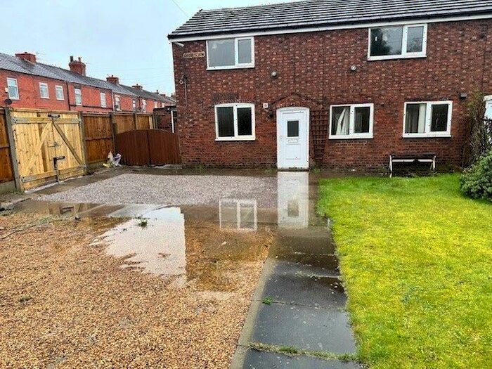 2 Bedroom Cottage To Rent In Sandy Lane, Lowton, Warrington, Cheshire, WA3