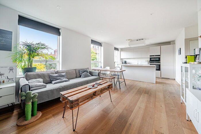 2 Bedroom Flat For Sale In A Bath Terrace, Elephant Amp; Castle, London, SE1