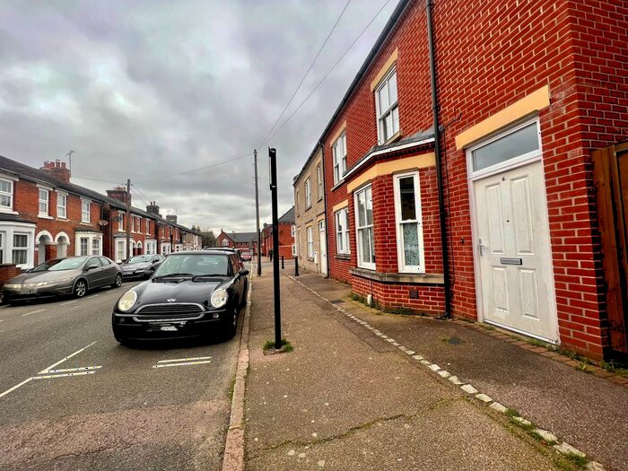 2 Bedroom Maisonette To Rent In New Town Road, New Town, Colchester, CO1