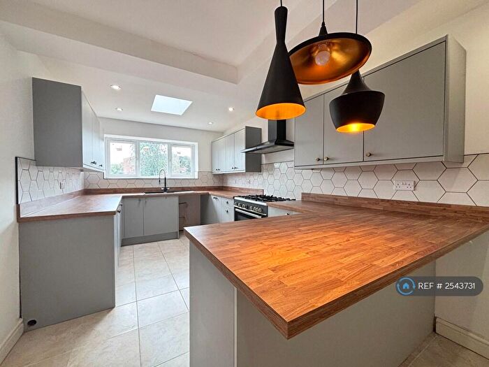 3 Bedroom Semi-Detached House To Rent In Harborough Road, Oadby, Leicester, LE2