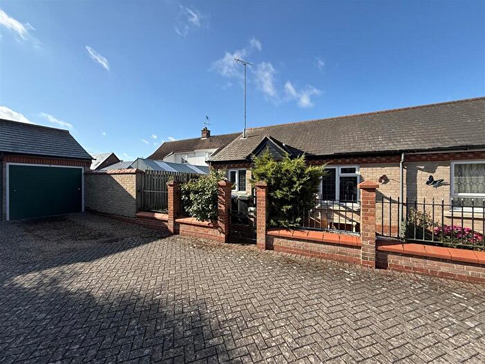 2 Bedroom Semi-Detached Bungalow For Sale In St. Peters Close, Claydon, Ipswich, IP6