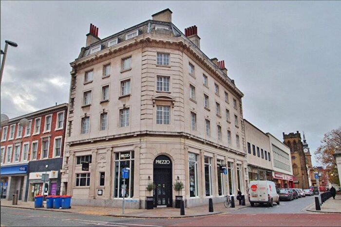 3 Bedroom Apartment To Rent In Lord Street, Southport, Merseyside, PR8