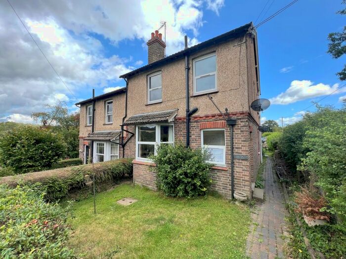 1 Bedroom Flat To Rent In Blackham, Tunbridge Wells, TN3