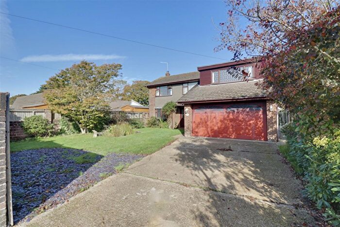 4 Bedroom Property To Rent In Sumar Close, Fareham, PO14