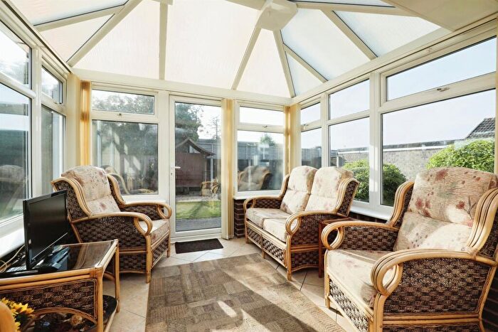 2 Bedroom Detached Bungalow For Sale In Wellington Grove, Bawtry, Doncaster, DN10