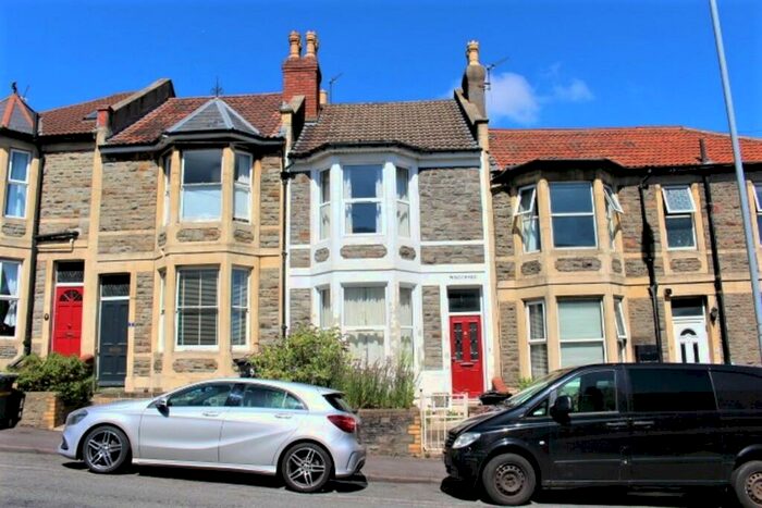 4 Bedroom Terraced House To Rent In Wellington Hill, Bristol, BS7