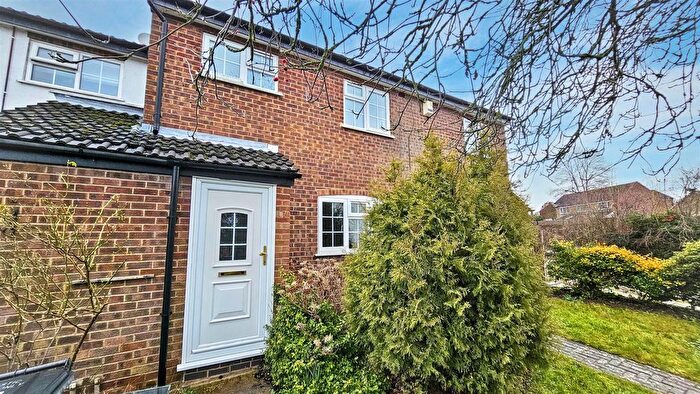3 Bedroom Town House For Sale In Burton Close, Oadby, LE2