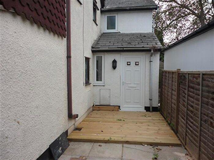 2 Bedroom Apartment To Rent In Flat Newport Road, Caldicot, NP26