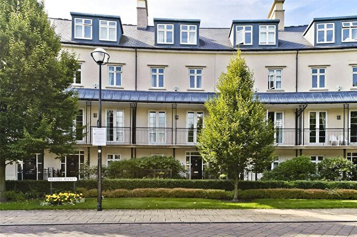 5 Bedroom Detached House For Sale In Melliss Avenue, Kew, Surrey, TW9