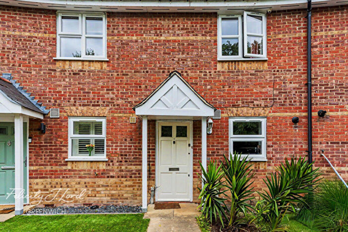 2 Bedroom Terraced House For Sale In Stowage, London, SE8