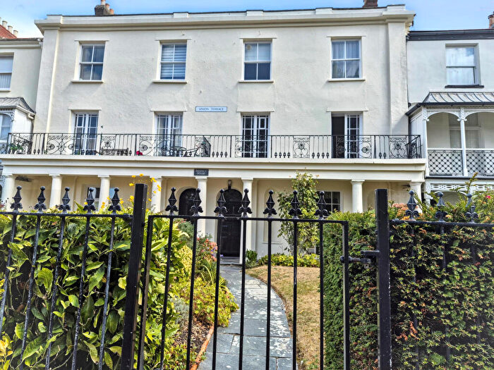2 Bedroom Flat For Sale In - Union Terrace, Barnstaple, EX32