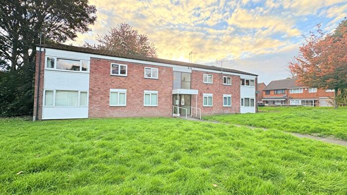 2 Bedroom Flat For Sale In School Road, Moseley, B13