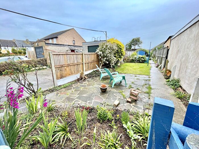 2 Bedroom End Of Terrace House To Rent In High Street, Garlinge, Kent, CT9