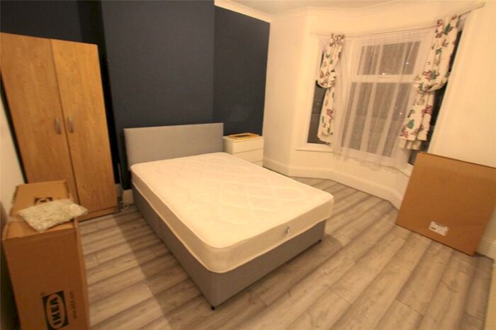 1 Bedroom Garage / Parking To Rent In Lindal Road, London, SE4