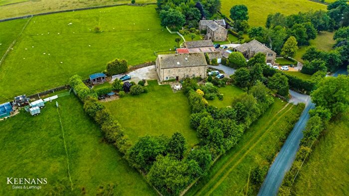 4 Bedroom Barn Conversion For Sale In Emmott Lane, Laneshawbridge, Colne, BB8