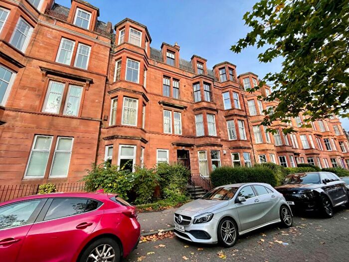 3 Bedroom Flat To Rent In Niddrie Square, Glasgow, G42