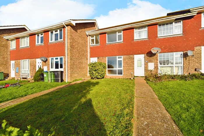 3 Bedroom Terraced House For Sale In Iford Close, South Heighton, Newhaven, BN9