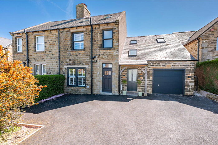 4 Bedroom Semi-Detached House For Sale In Marsh Lane, Shepley, Huddersfield, HD8