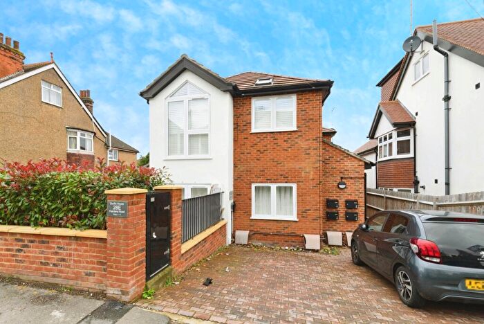 2 Bedroom Flat For Sale In Fairdene Road, Coulsdon, CR5