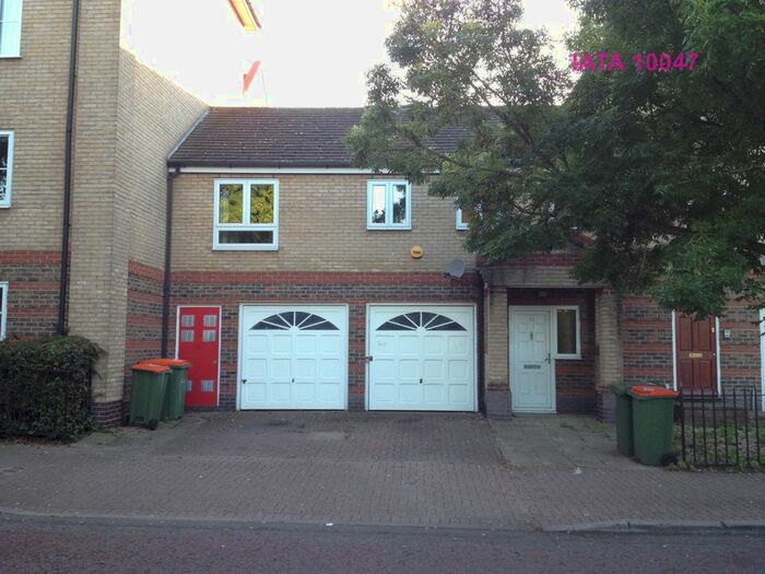 2 Bedroom Terraced House To Rent In Harrier Way, London E6