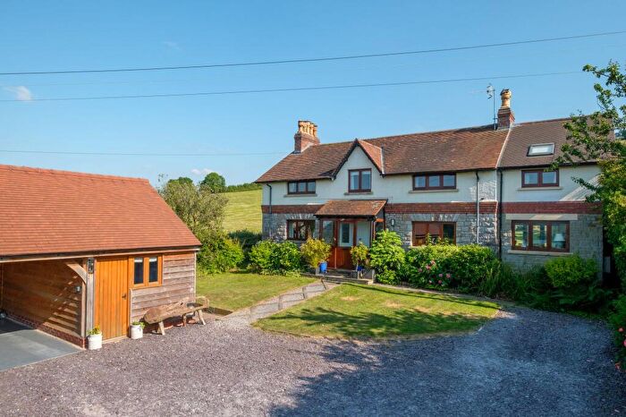 4 Bedroom Detached House To Rent In Bath Road, Blagdon, BS40