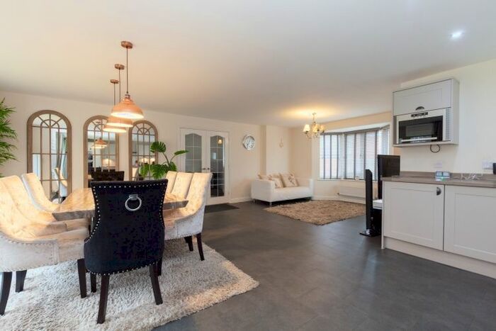 5 Bedroom Detached House To Rent In Buchan Place, Kingston Bagpuize, OX13