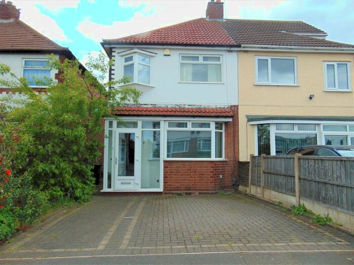 3 Bedroom Semi-Detached House To Rent In Delhurst Road, Birmingham, B44