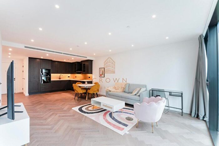 2 Bedroom Apartment To Rent In Merino Gardens, London Dock, E1W