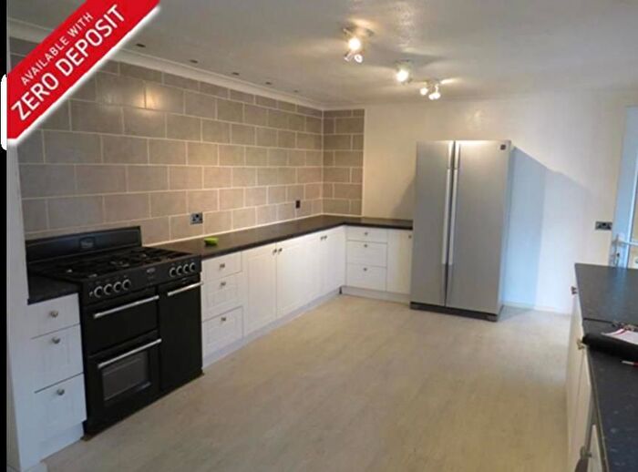 4 Bedroom Property To Rent In Leaveland Close, Ashford, TN23