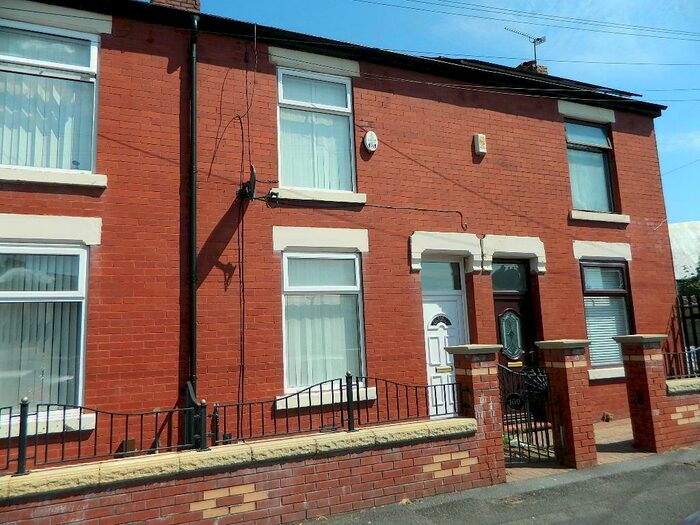 2 Bedroom Terraced House To Rent In Abbey Hey Lane, M18