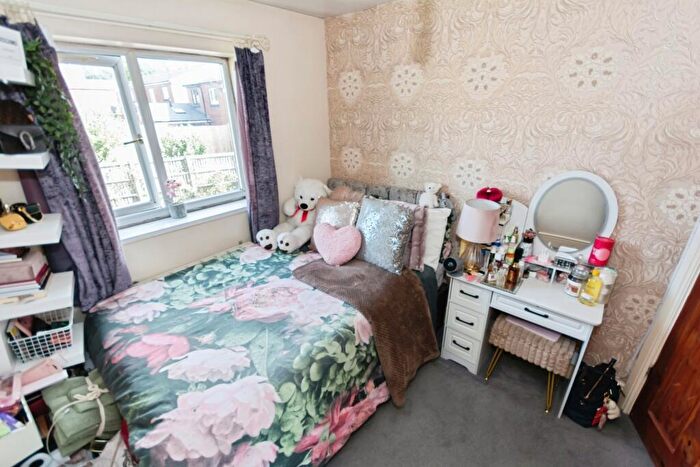 6 Bedroom Semi-Detached House For Sale In Palmerston Road, Birmingham, West Midlands, B11